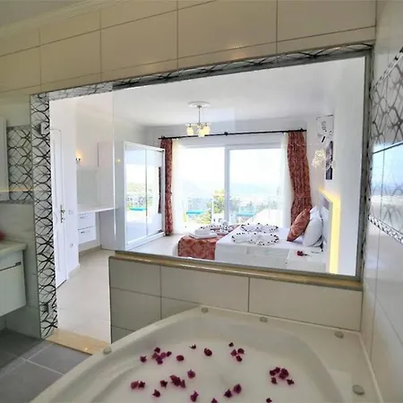 Villa Super Luxury With Private Pool And Jacuzzi *